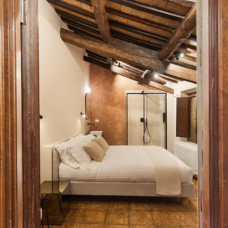 The Secret Terrace - Navona *